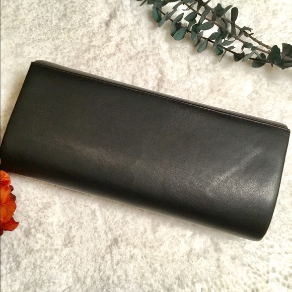 Black Clutch-5🌟Rated-One Left - Picture 6 of 7